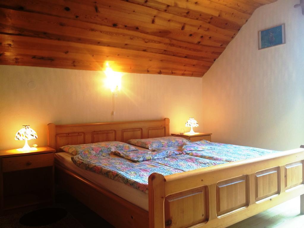 Farm Stay Juvanija โซลกาวา ภายนอก รูปภาพ